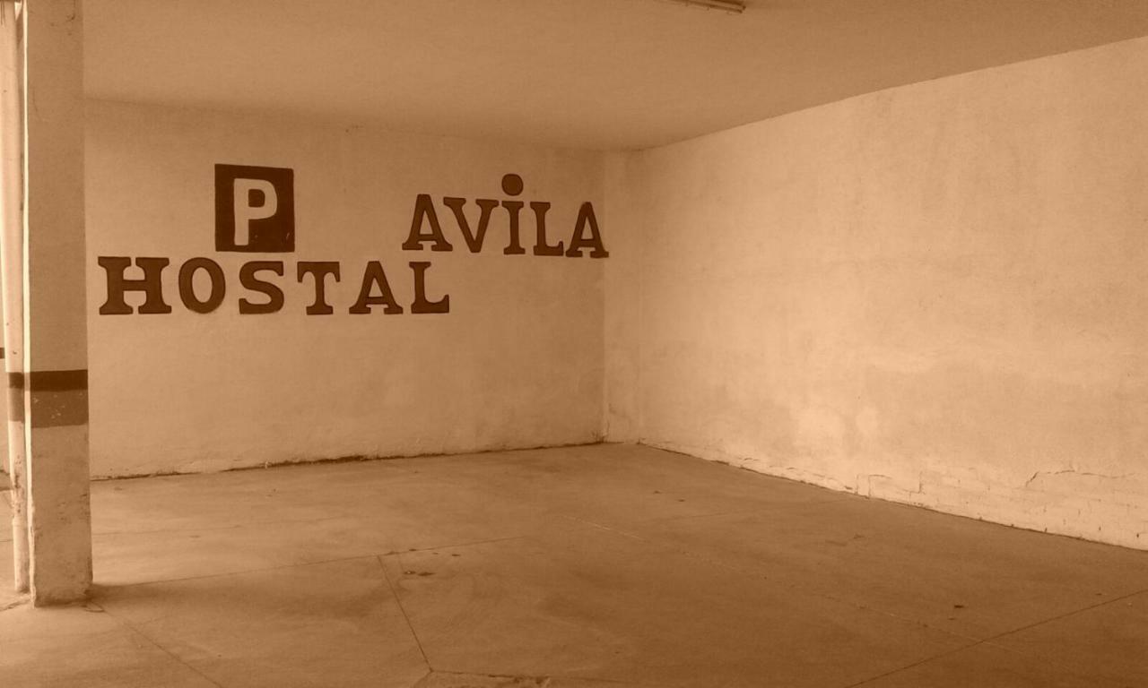 Hostal Avila Ocaña Eksteriør bilde