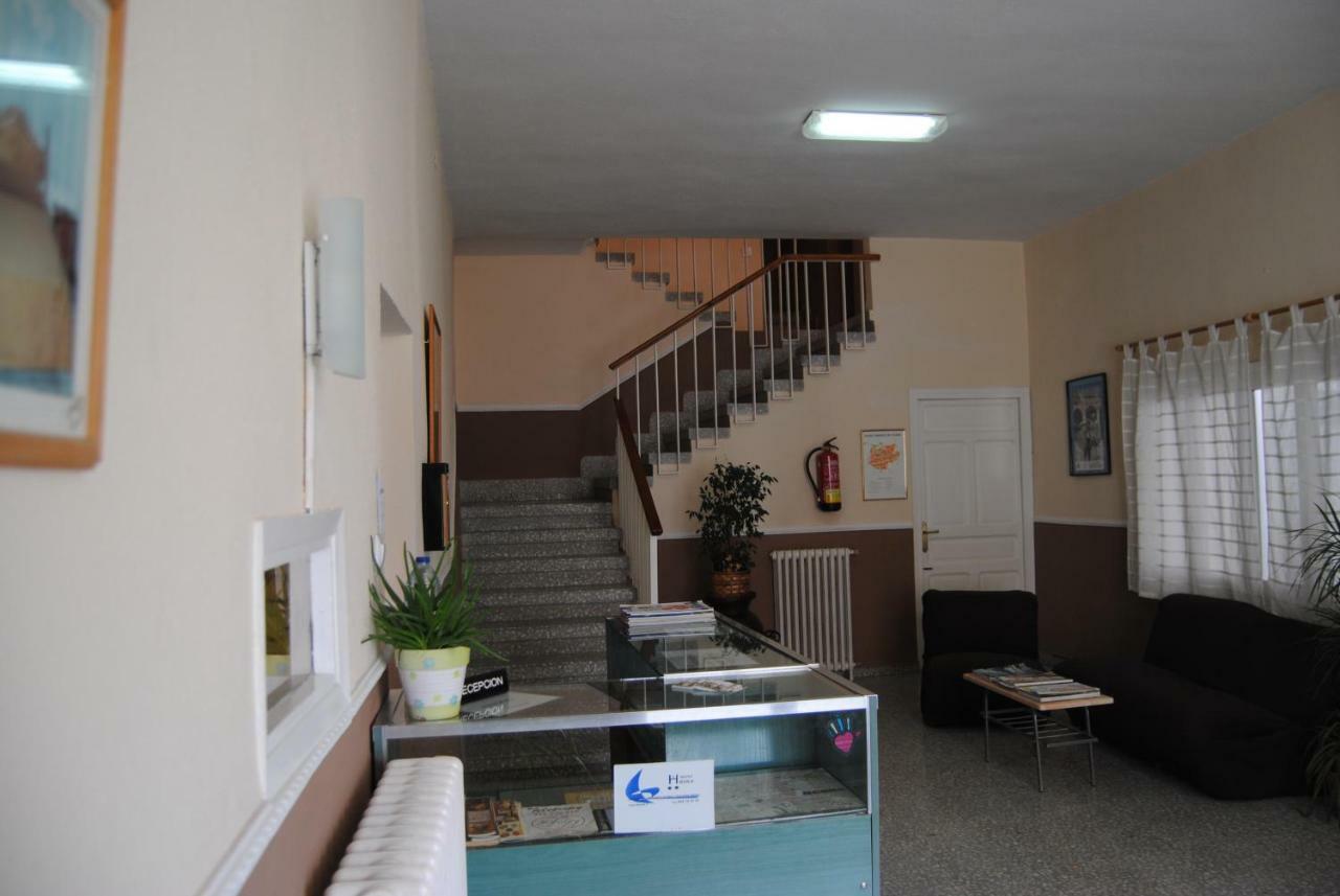 Hostal Avila Ocaña Eksteriør bilde